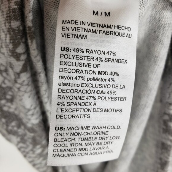 3/$25 White House Black Market Snake Skin Print Top M Relaxed Dolman Long Sleeve - Picture 9 of 9